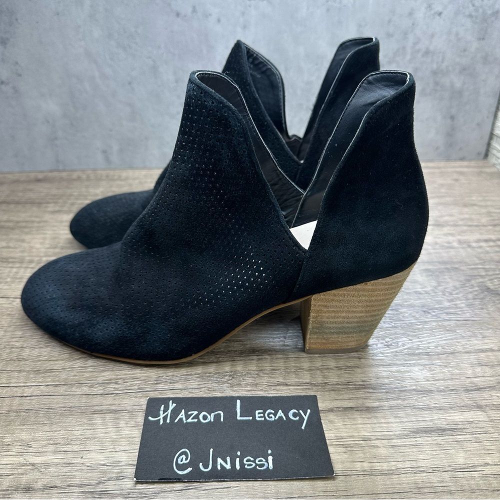 Cole Haan~Women’s~”Ferd” Black Suedeperforated Heeled Bootie~Size 9